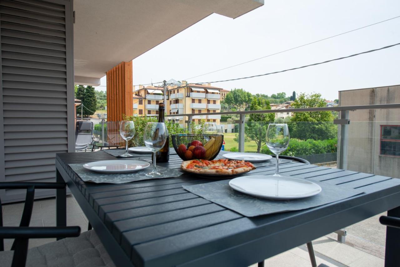 Lake Dream Apartment With Pool In Bardolino Esterno foto