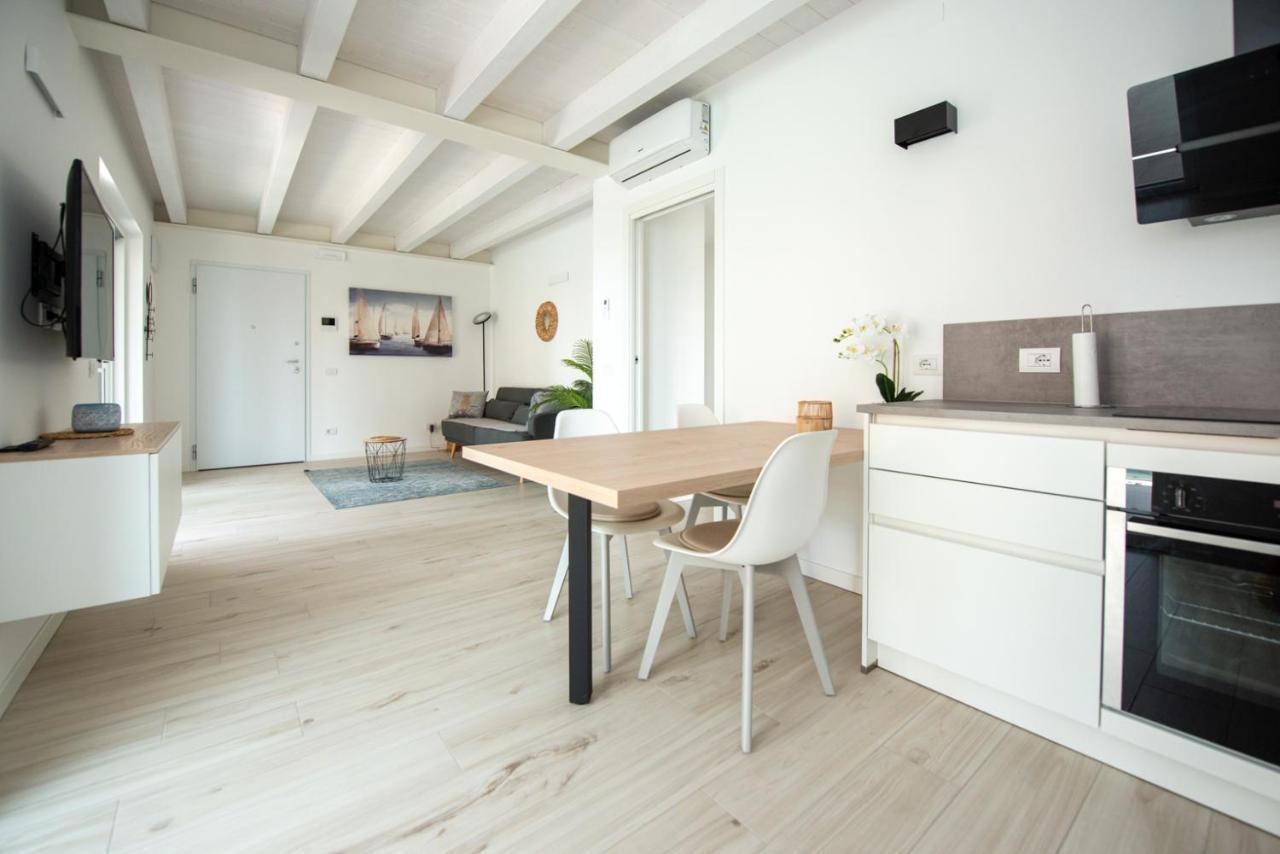 Lake Dream Apartment With Pool In Bardolino Esterno foto