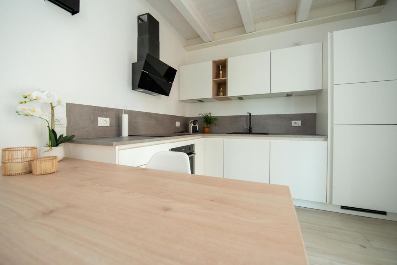 Lake Dream Apartment With Pool In Bardolino Esterno foto